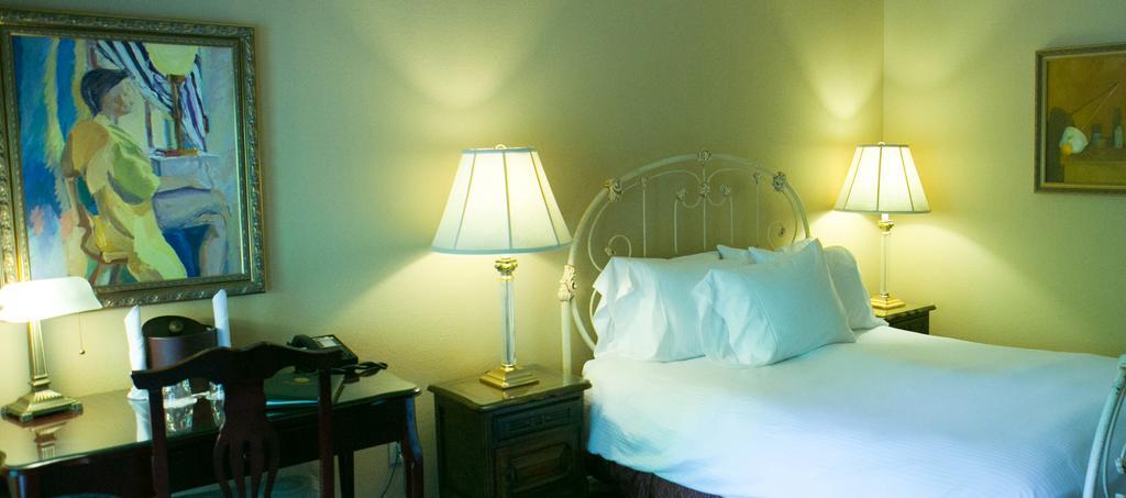The Sanford House Inn & Spa Arlington Extérieur photo
