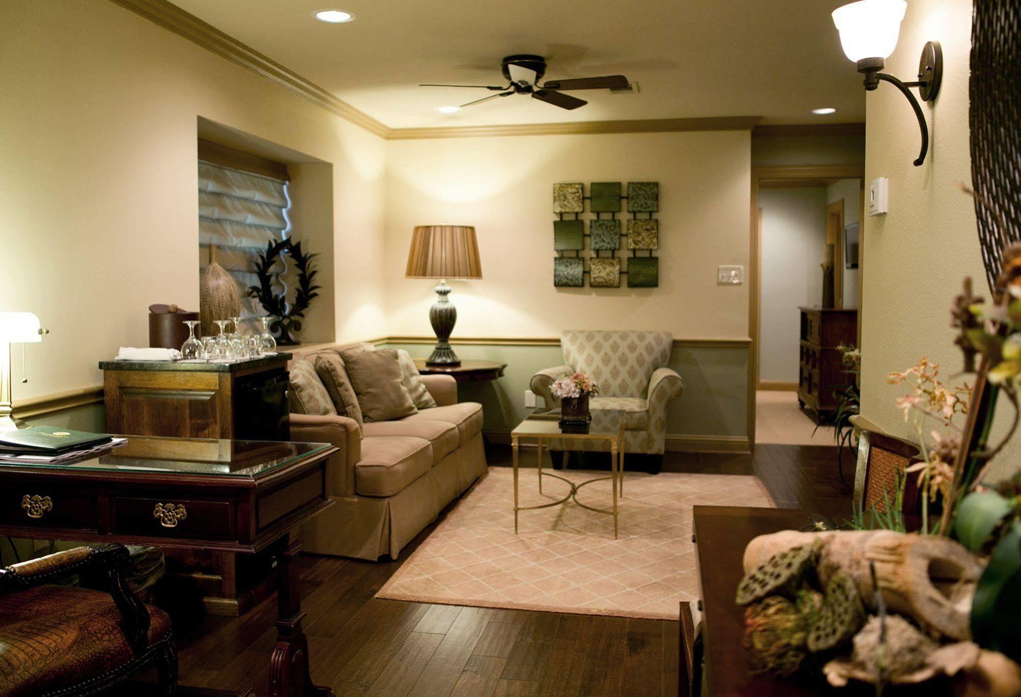 The Sanford House Inn & Spa Arlington Extérieur photo