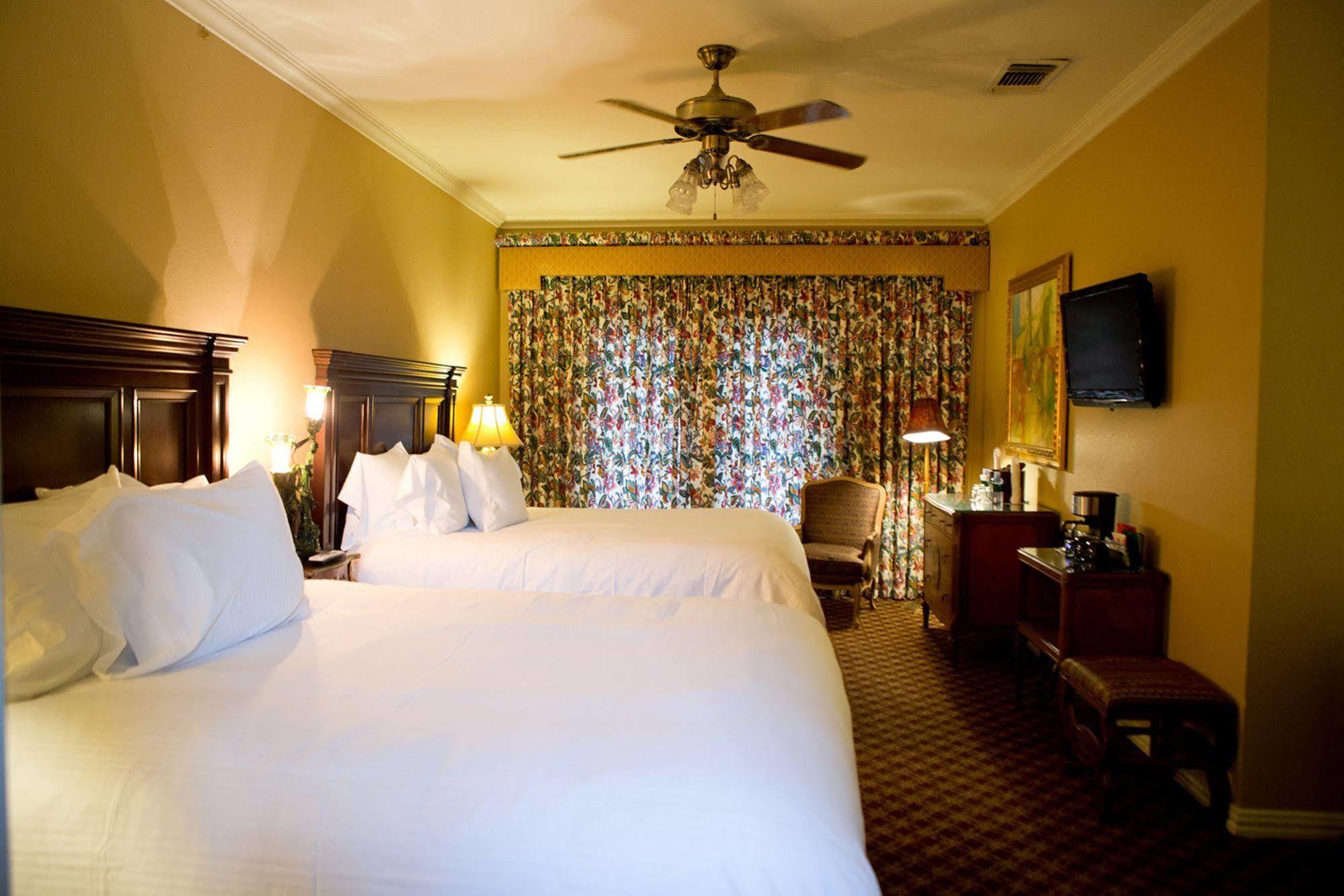 The Sanford House Inn & Spa Arlington Extérieur photo
