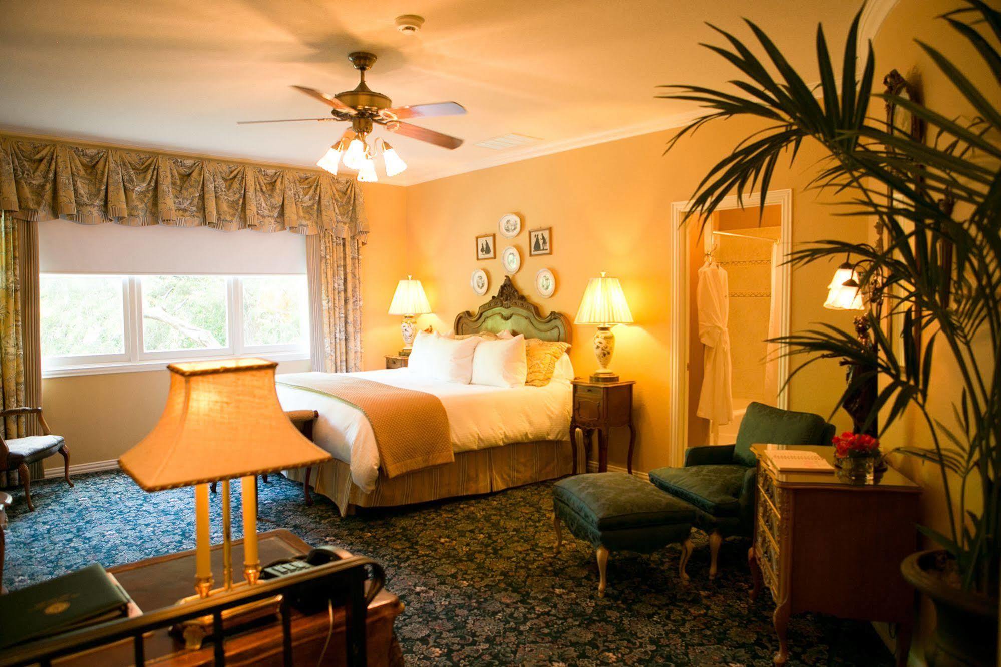 The Sanford House Inn & Spa Arlington Extérieur photo