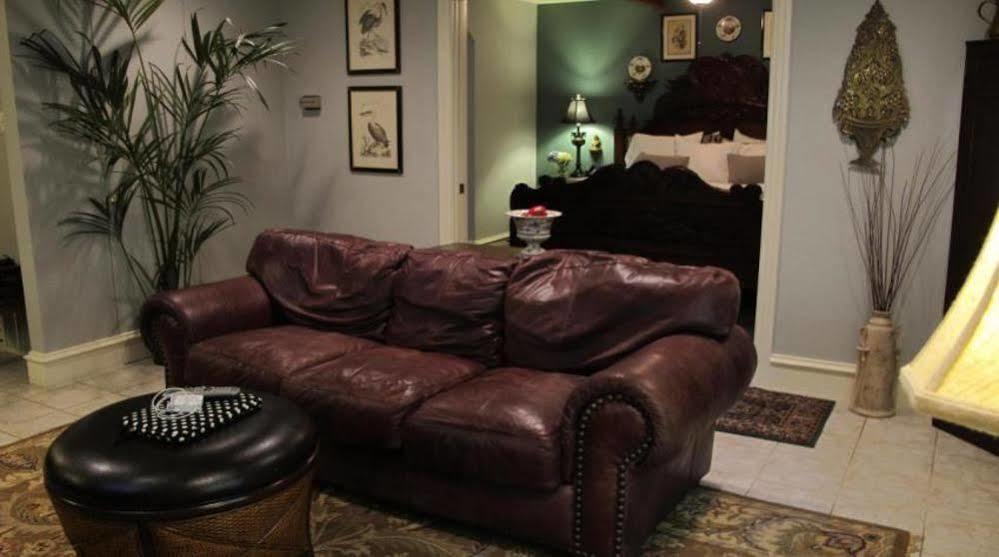 The Sanford House Inn & Spa Arlington Extérieur photo