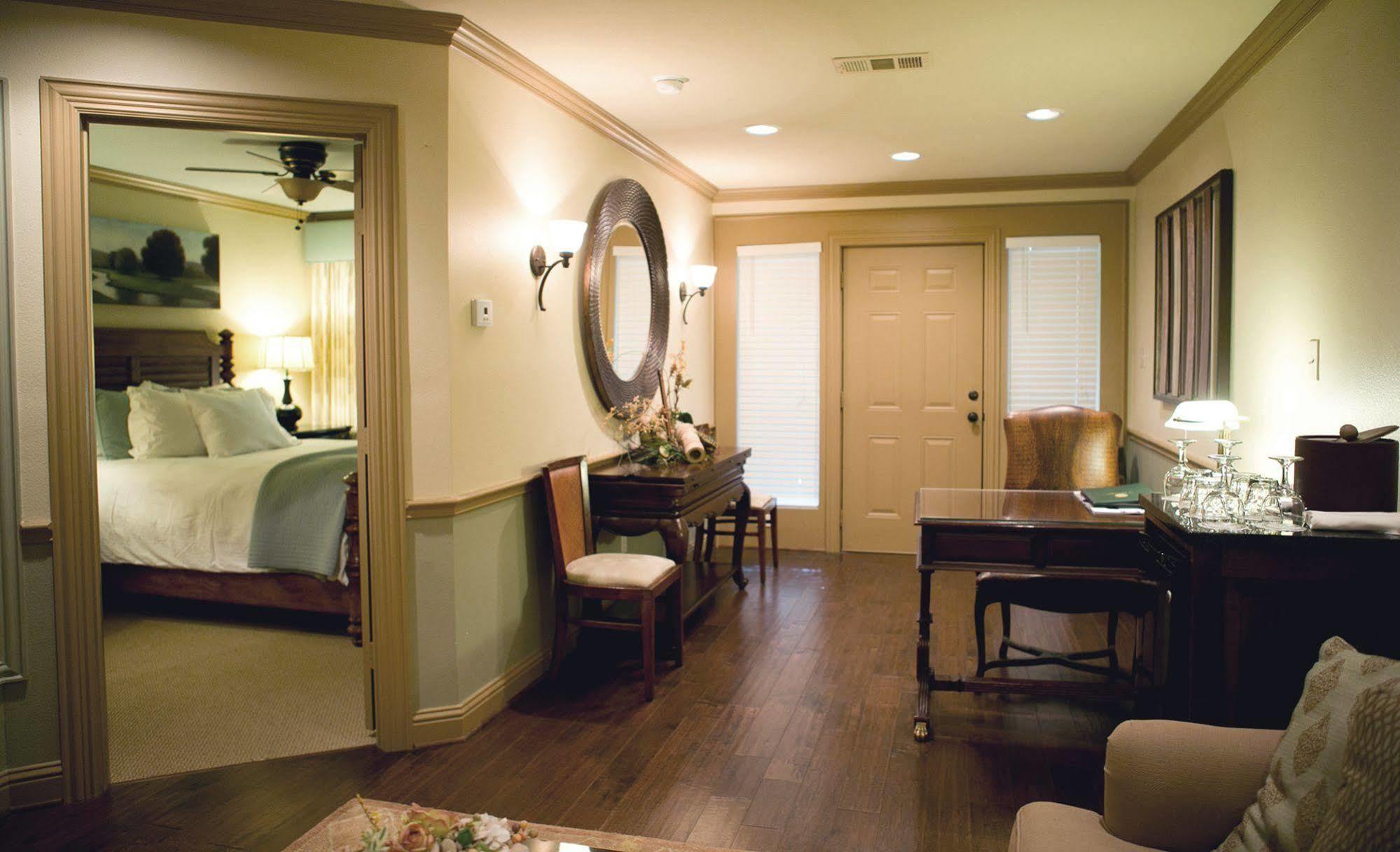 The Sanford House Inn & Spa Arlington Extérieur photo